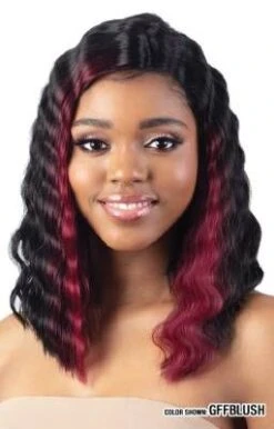 Hd-Dakota Klio Lace Front Wig Model Model